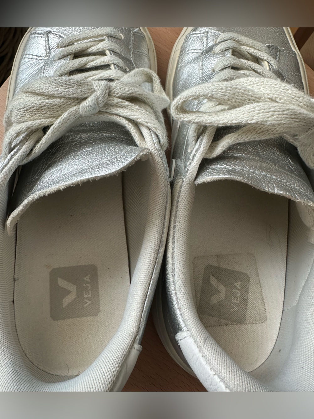 Silver Vejas - Picture 4 of 6